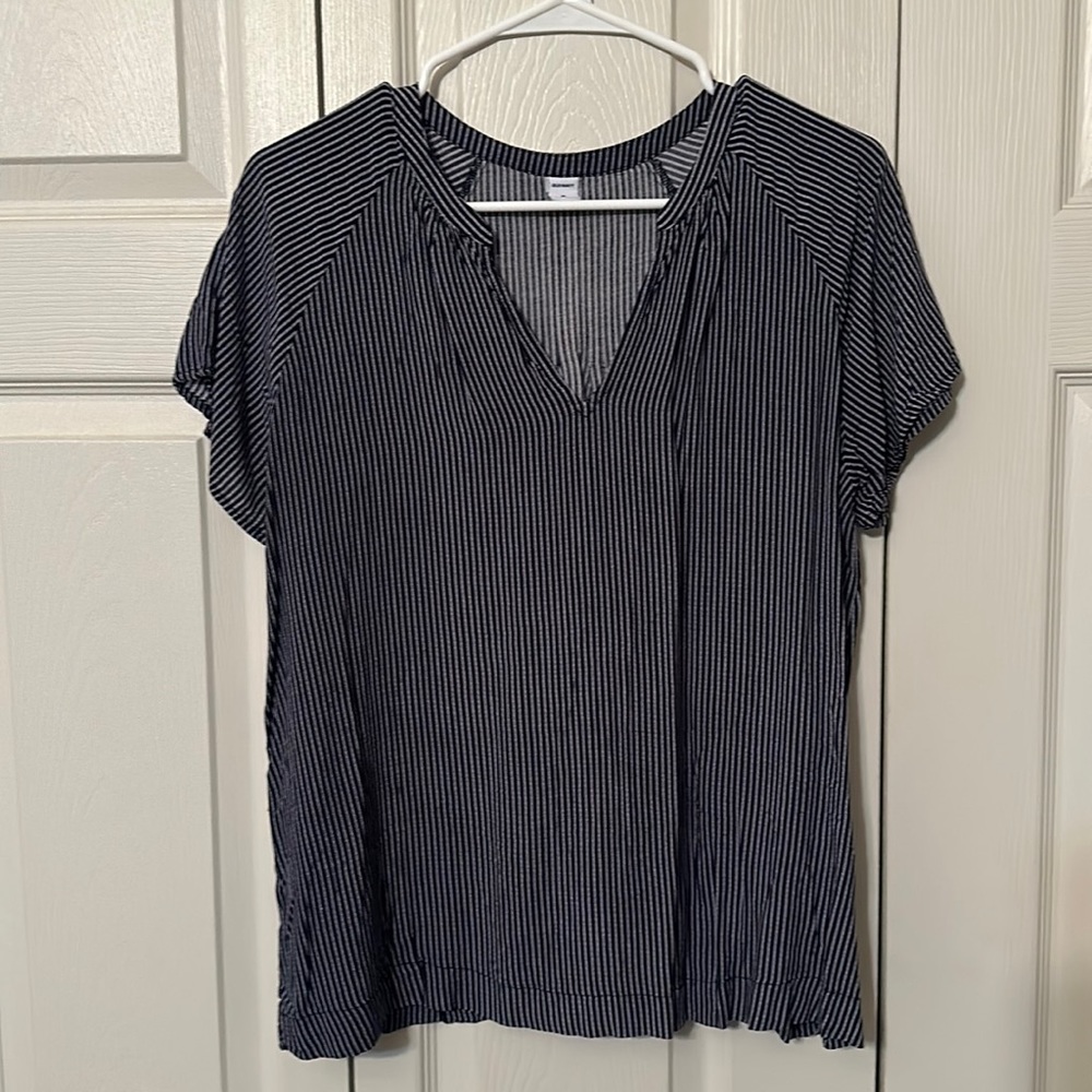 Old Navy striped white & navy blue blouse with gathers in front and back.